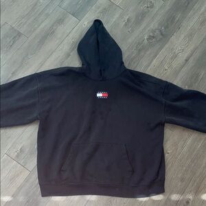 Black Tommy Hilfiger hoodie